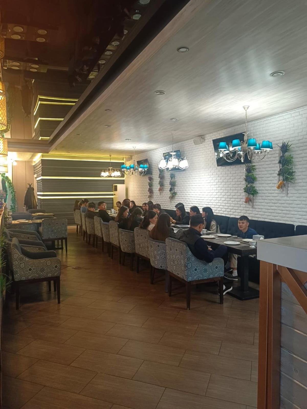 Tarlan Hotel Aqtau Buitenkant foto